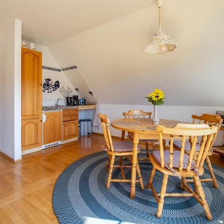 Appartement Ferien Unterm Reetdach In *